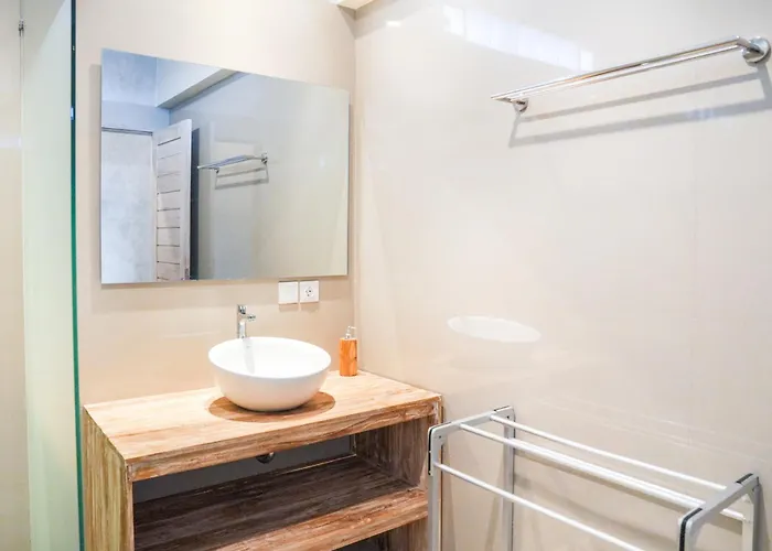 Utu - Center 2nd Fl With Kitchenette ウブド